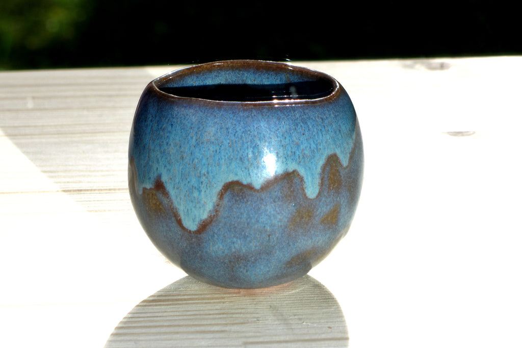 Ritualkakaobecher in Eisblau